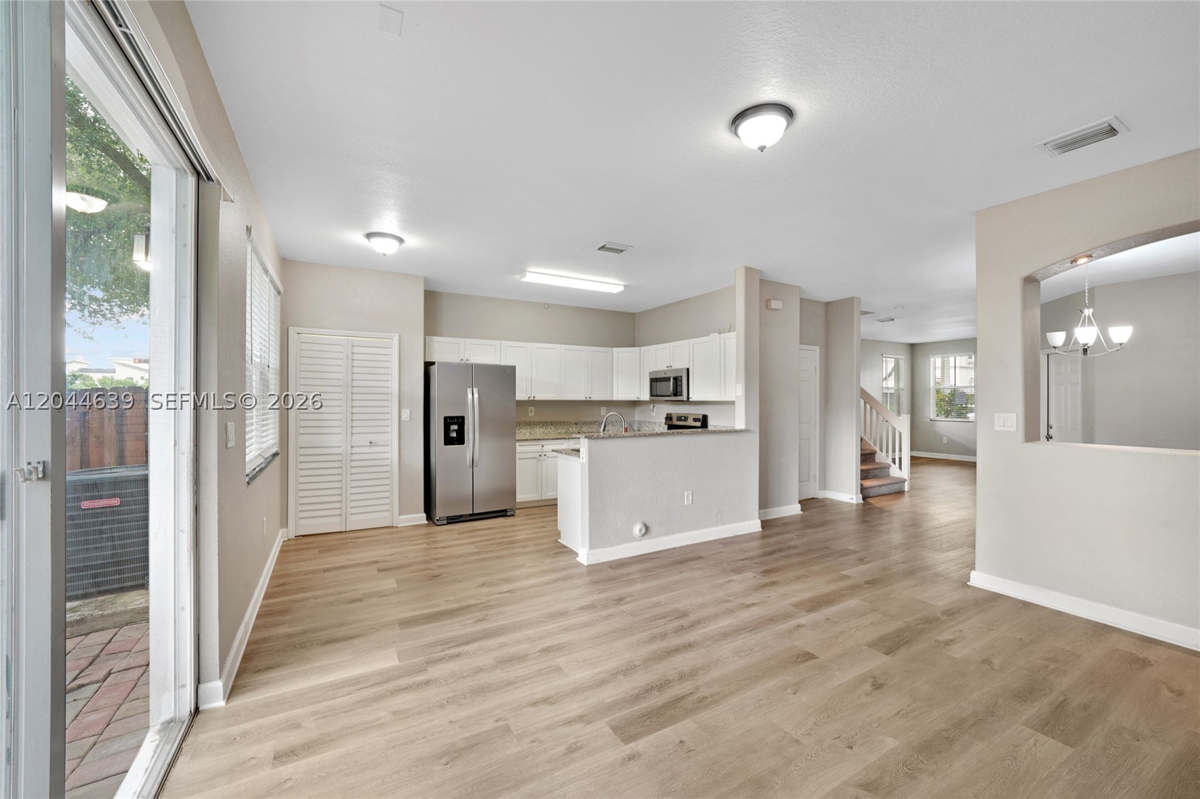 ISLANDS AT DORAL 1ST ADDN - Residential