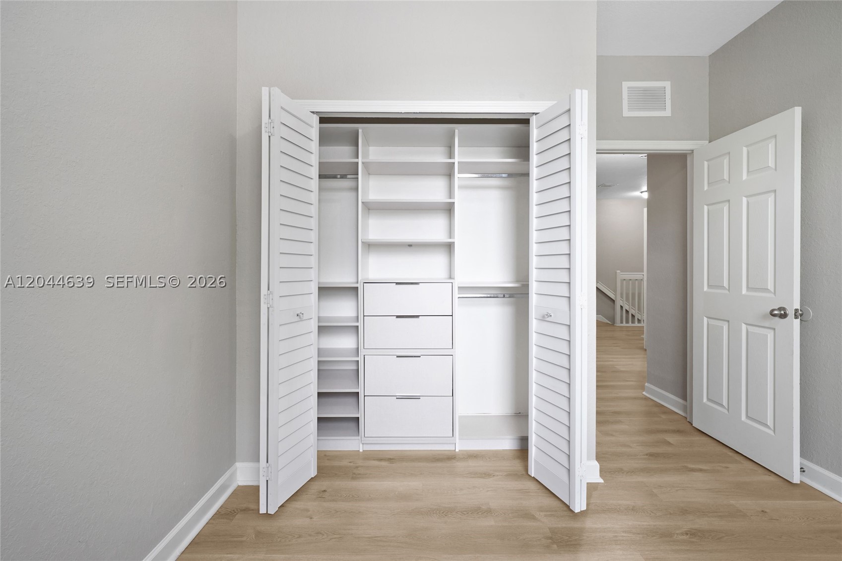 ISLANDS AT DORAL 1ST ADDN - Residential