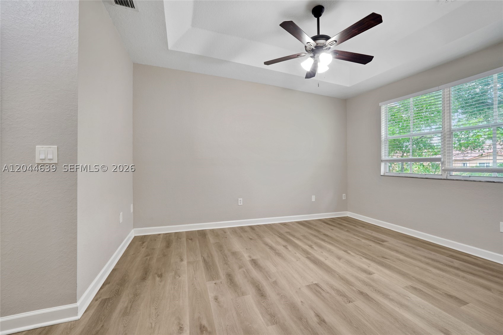 ISLANDS AT DORAL 1ST ADDN - Residential