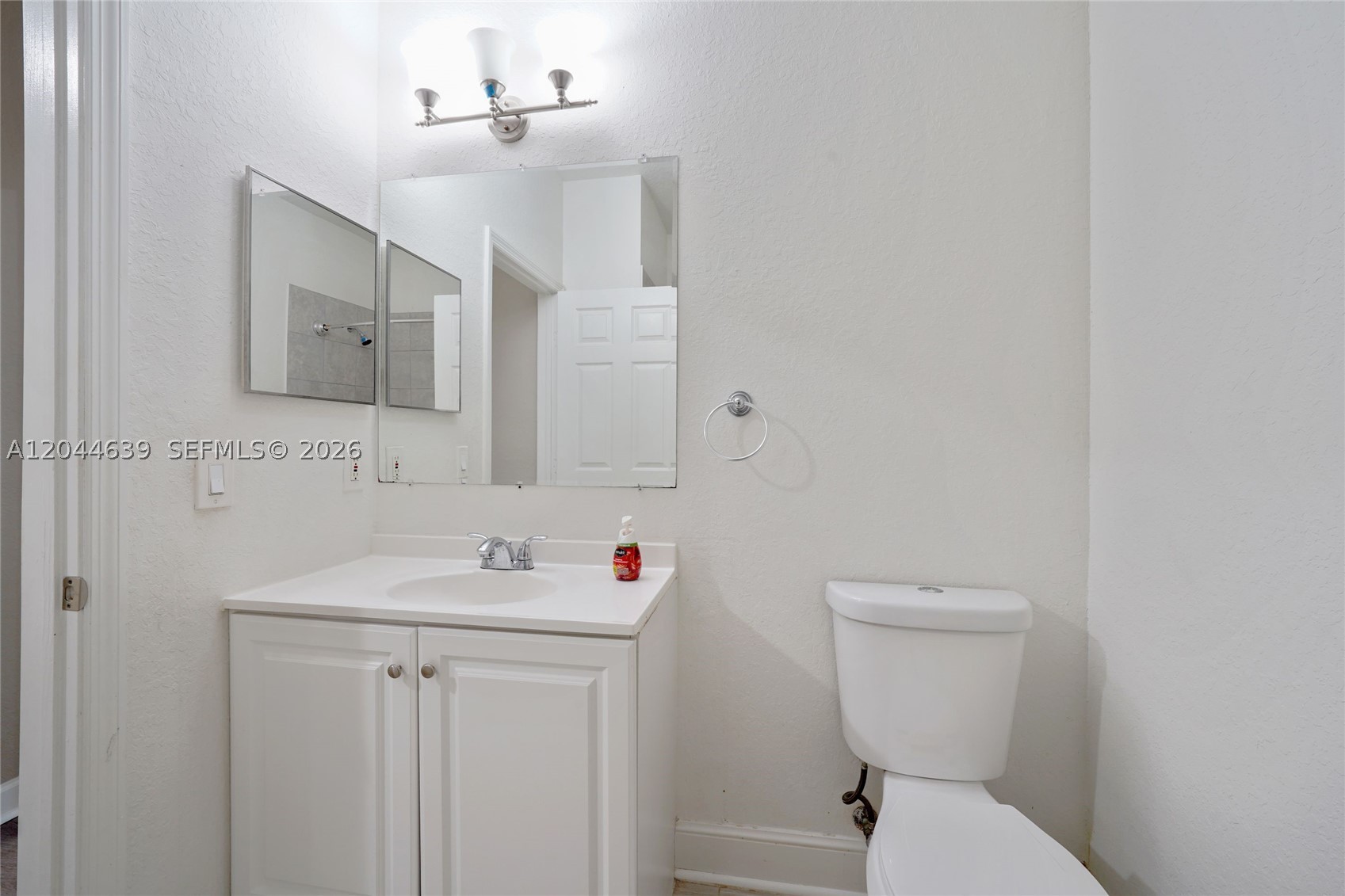 ISLANDS AT DORAL 1ST ADDN - Residential
