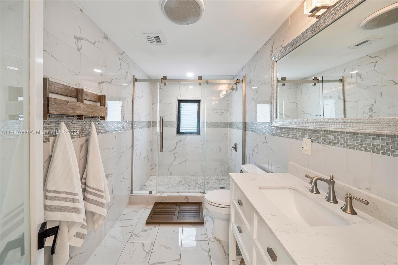 ROYAL PALM VILLAS - Residential