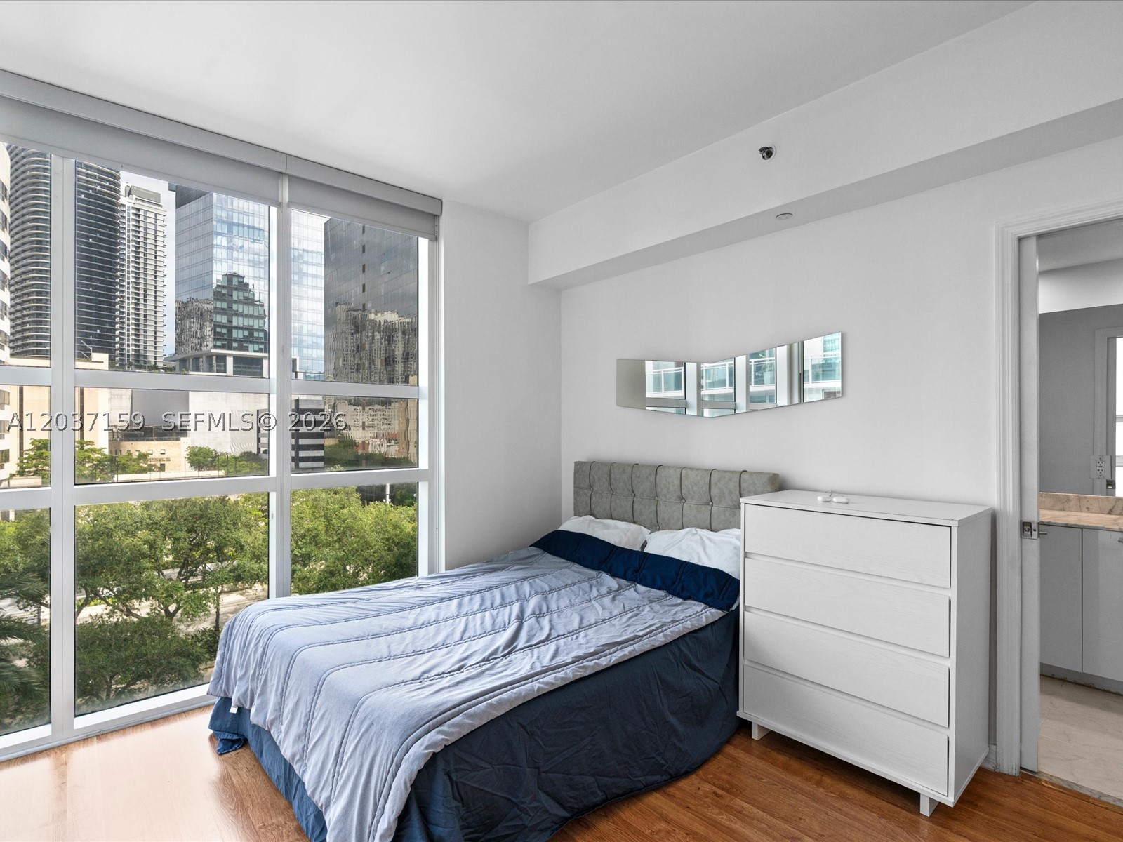 THE PLAZA 851 BRICKELL CO - Residential