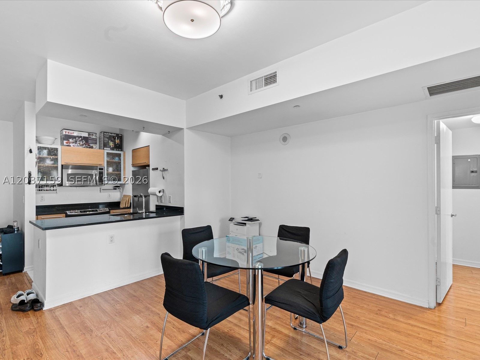 THE PLAZA 851 BRICKELL CO - Residential