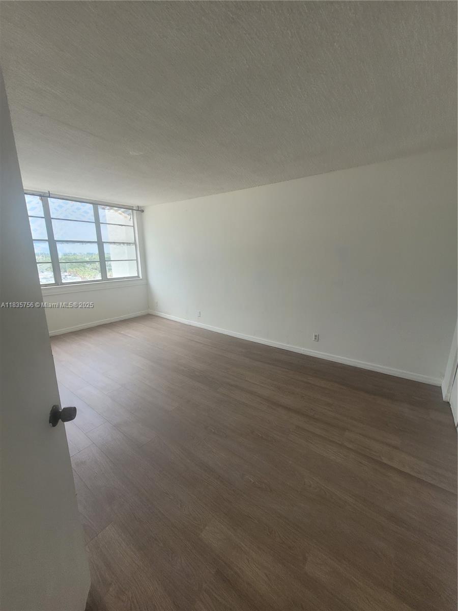 CRESTVIEW TOWERS CONDO - Residential Lease