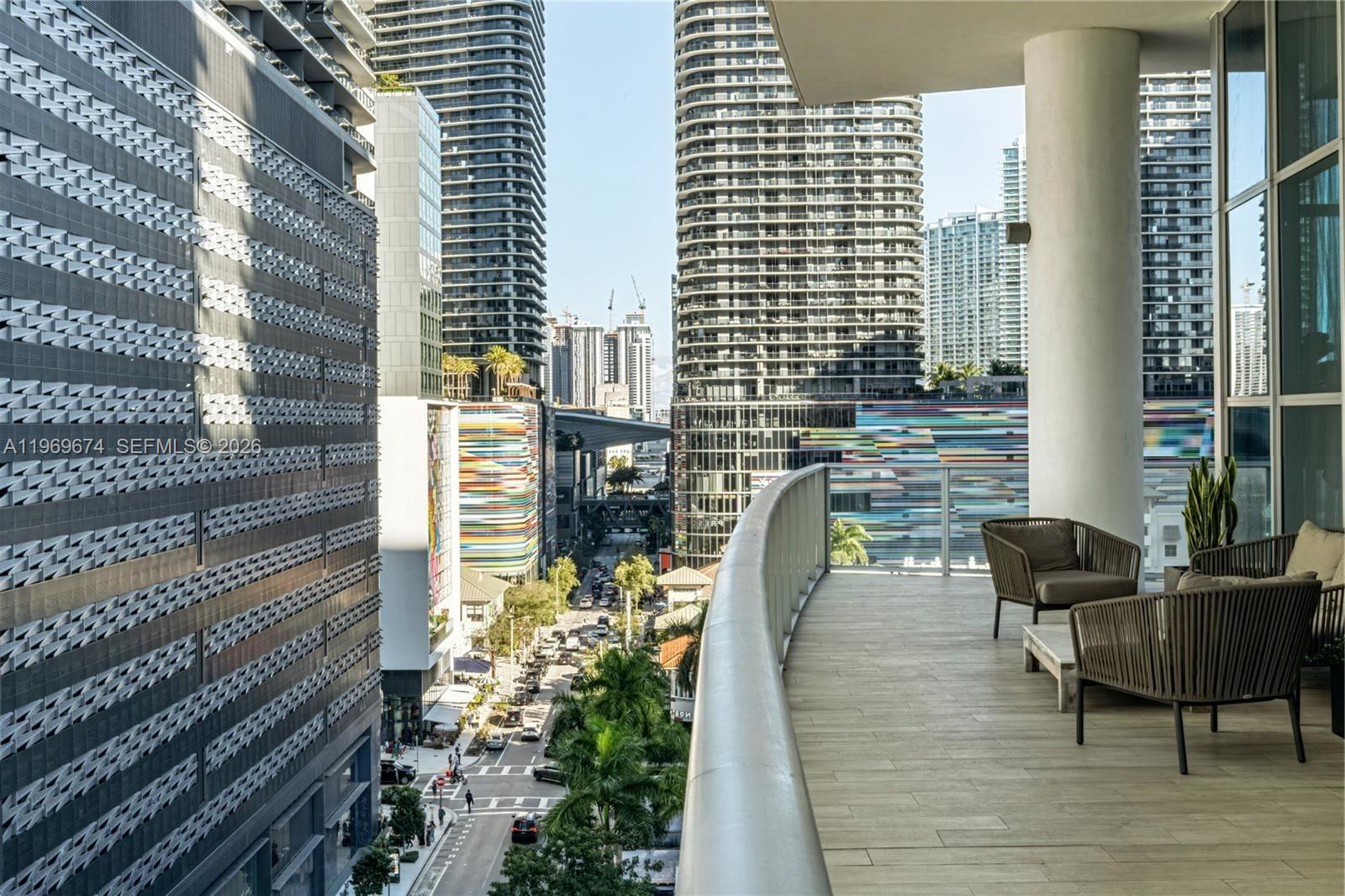 AMAZING CITY & BAY VIEWS, LOTS OF SUN LIGHT.
*** BUYER'S FINANCIAL INFO IT'S A MUST BEFORE ANY SHOWING ***
 1 BEDROOM, 1 BATHROOM AT MILLECENTO.
 OPEN KITCHEN WITH QUARTZ COUNTERTOPS & WHITE HIGH GLOSS CABINETS, STYLISH BATHROOM, BLACKOUT IN MASTER BEDROOM, AMAZING AMENITIES SUCH AS ROOFTOP DECK/POOL, FITNESS CENTER, CHILDREN PLAYROOM, MOVIE THEATER AND MORE! , PERFECT FOR INVESTORS