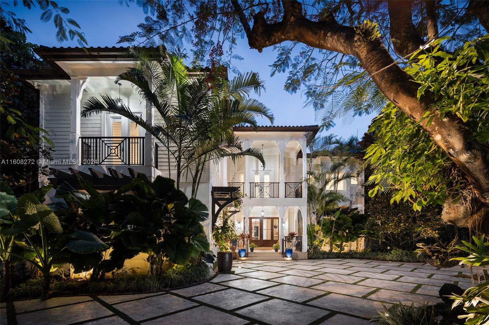 PALM MIAMI AMD - Residential