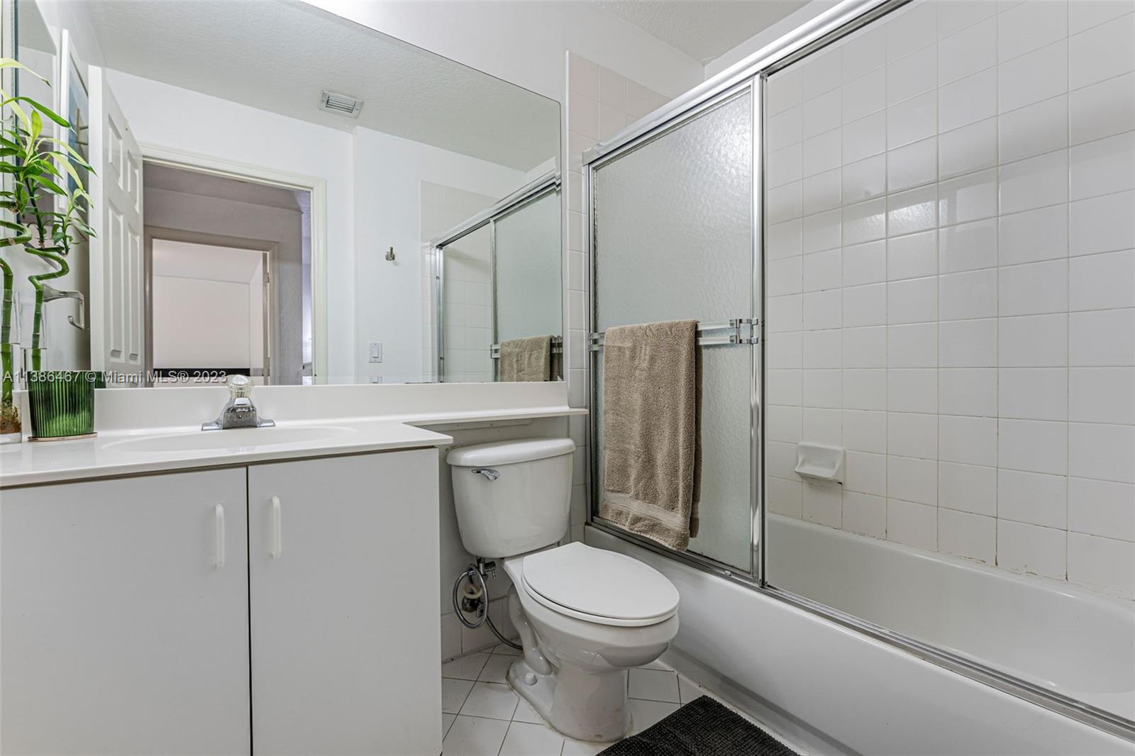 DORAL ISLES ST CROIX 1ST - Residential