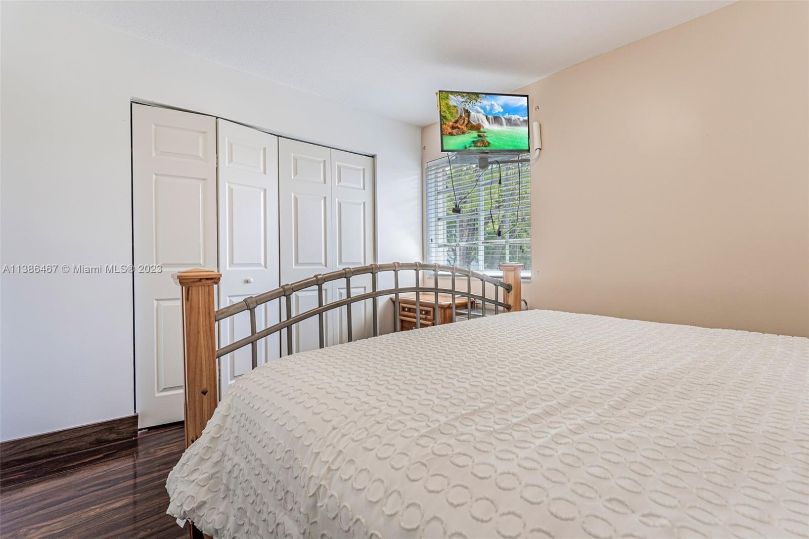 DORAL ISLES ST CROIX 1ST - Residential