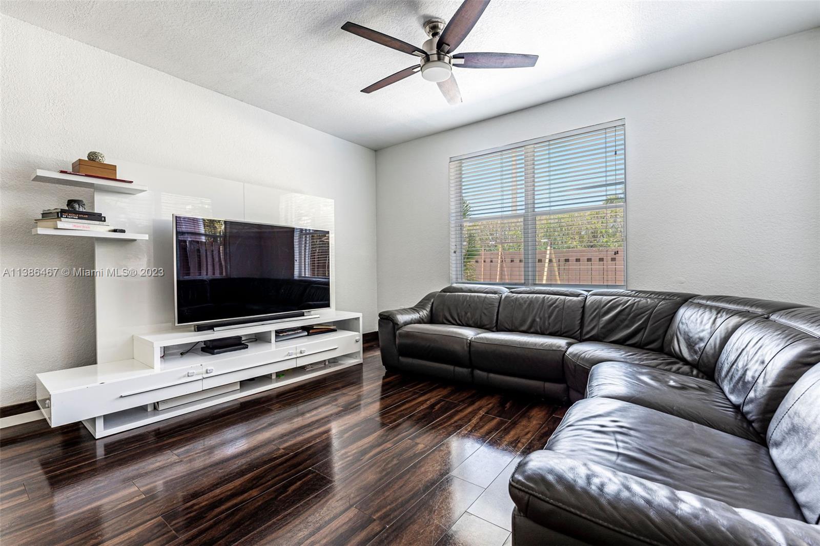 DORAL ISLES ST CROIX 1ST - Residential