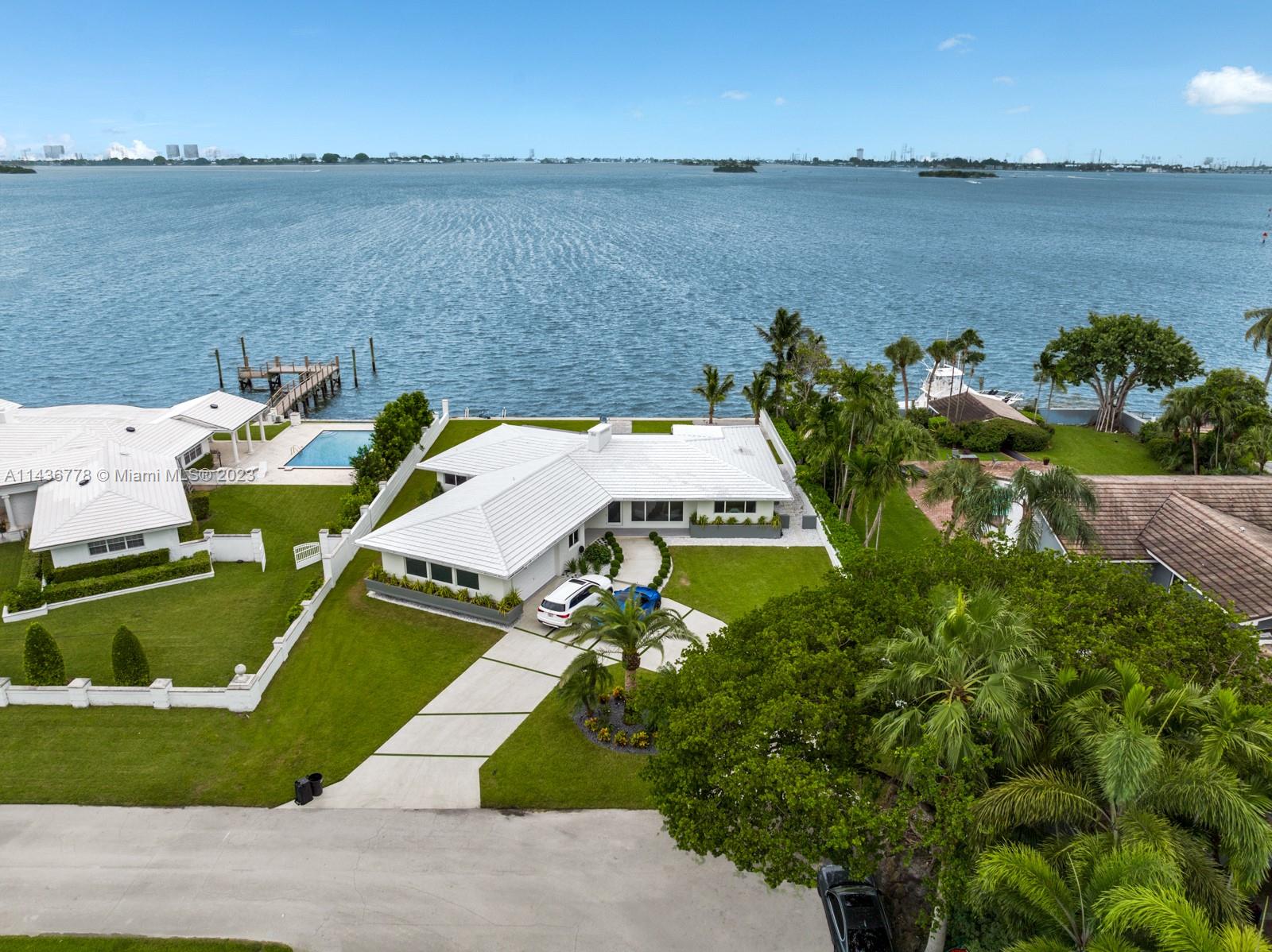 EARLETON SHORES - Residential