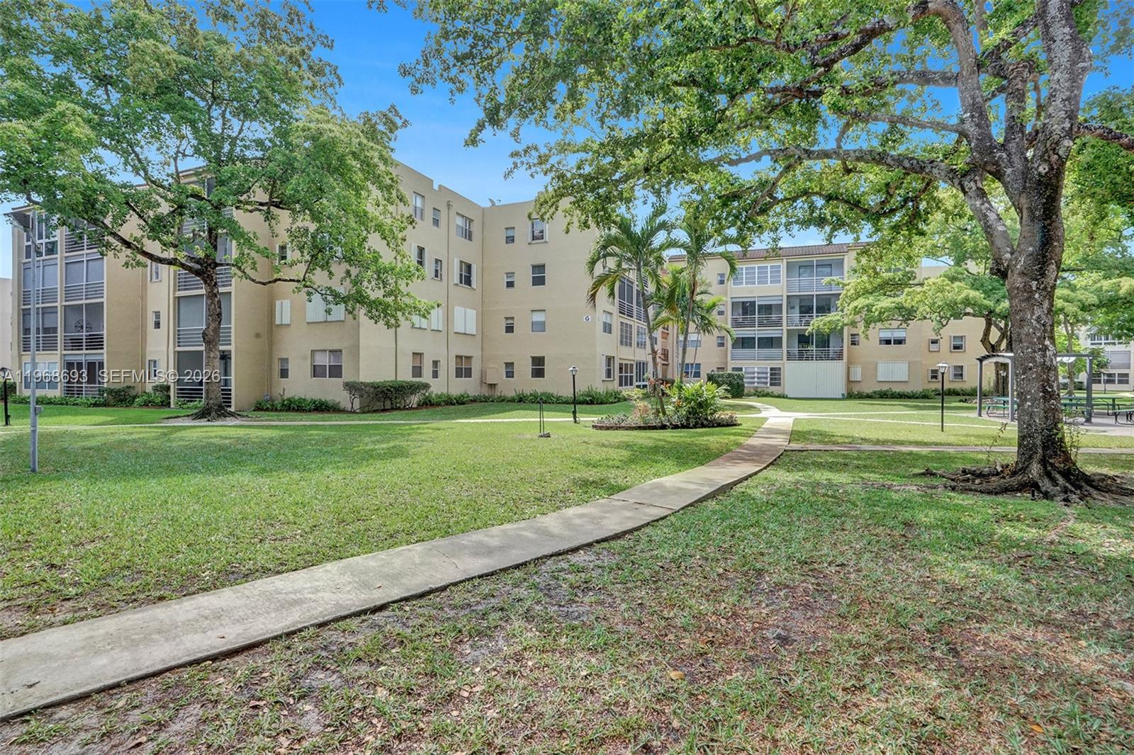 SOMERSET NO SIX CONDO - Residential