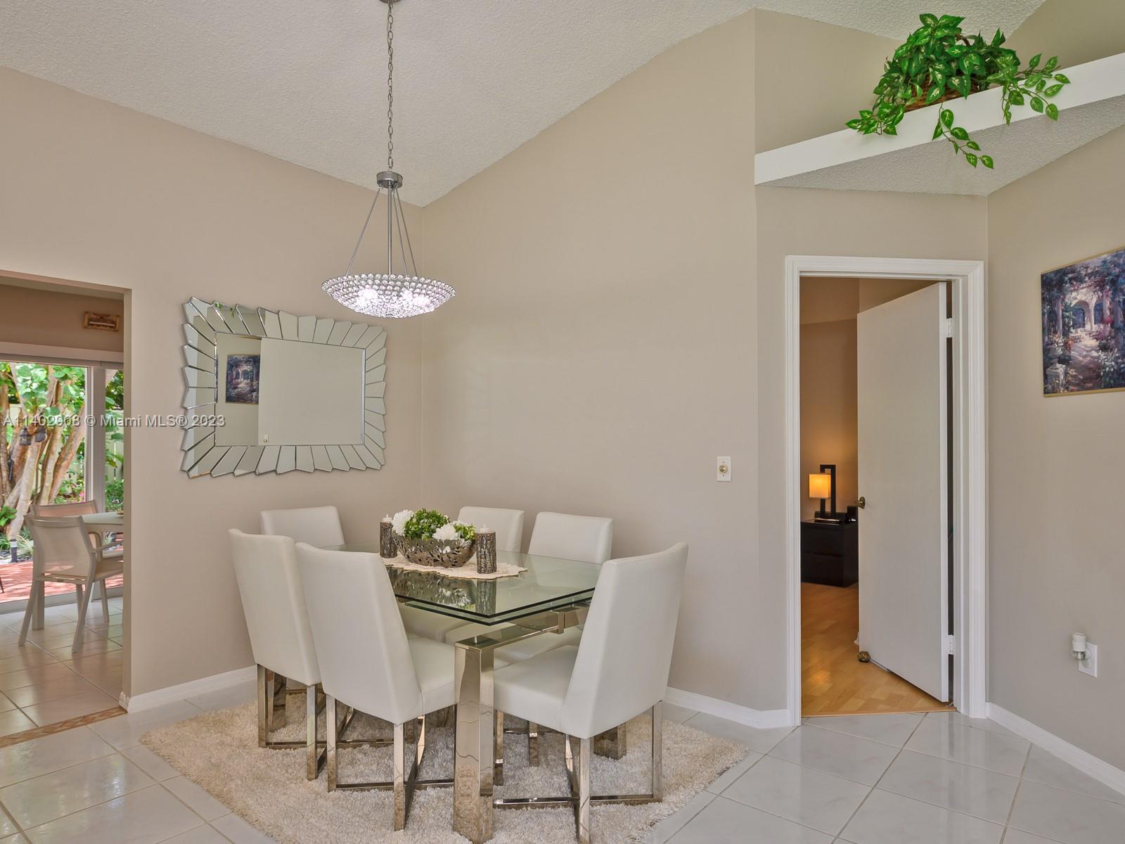HOLIDAY SPRINGS EAST - Residential