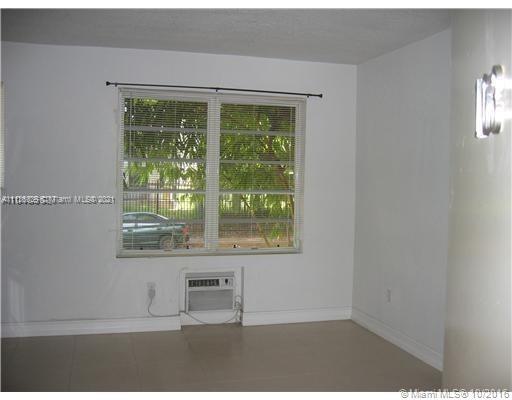 THE BAYLISS CONDO - Residential Lease