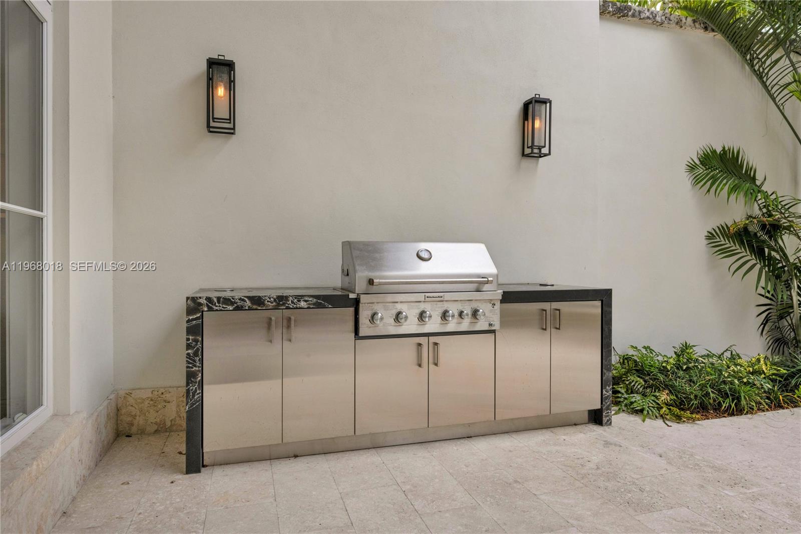 ALMERIA REPLAT - Residential