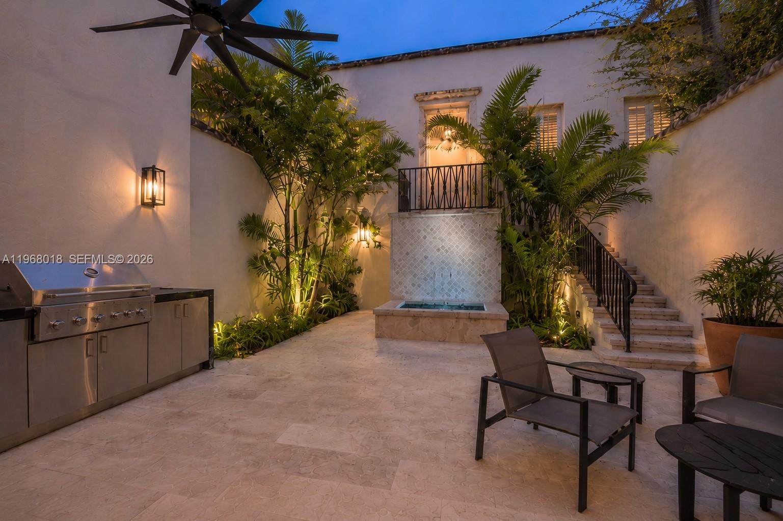 ALMERIA REPLAT - Residential