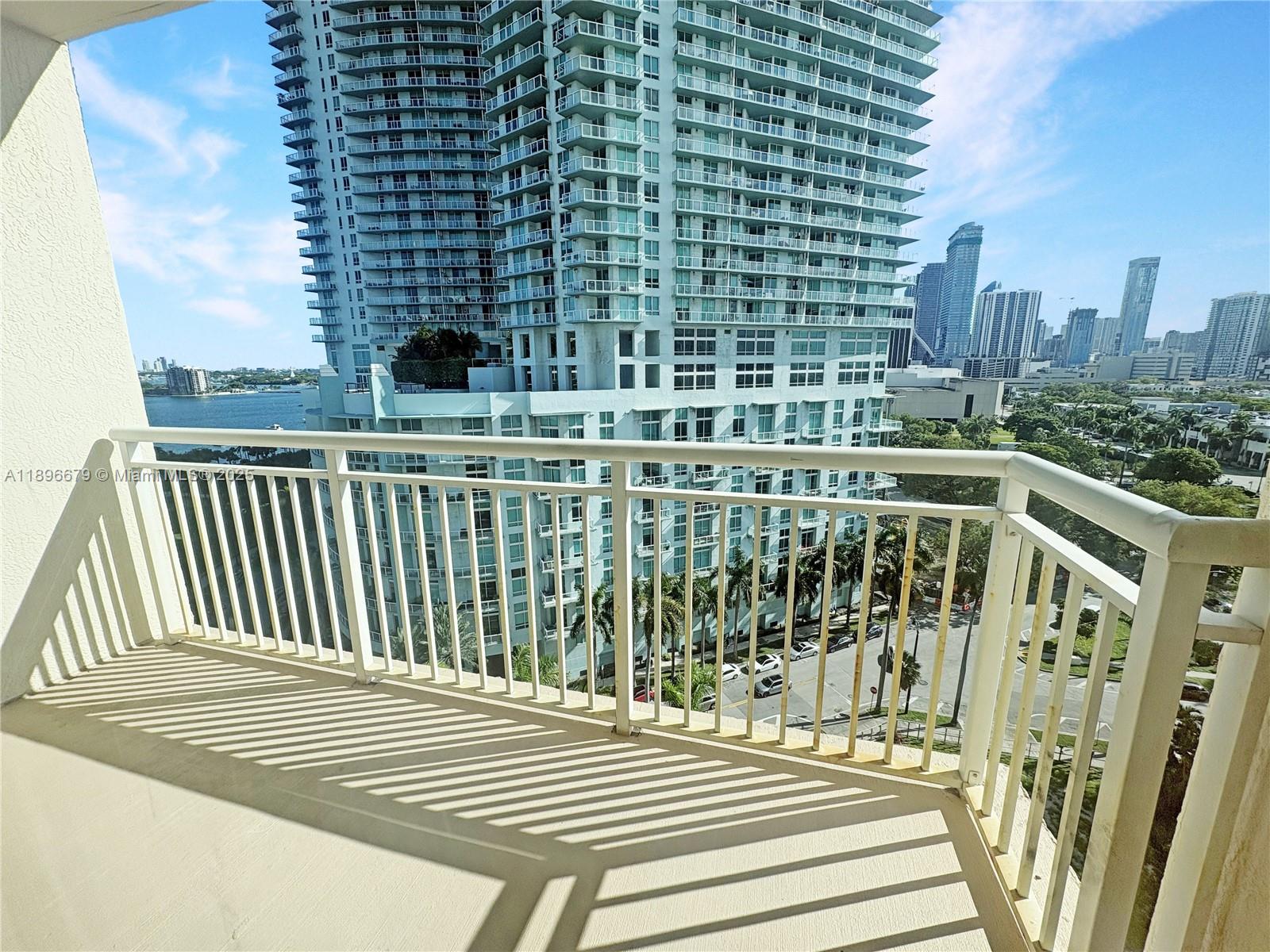 CITE CONDO - Residential Lease