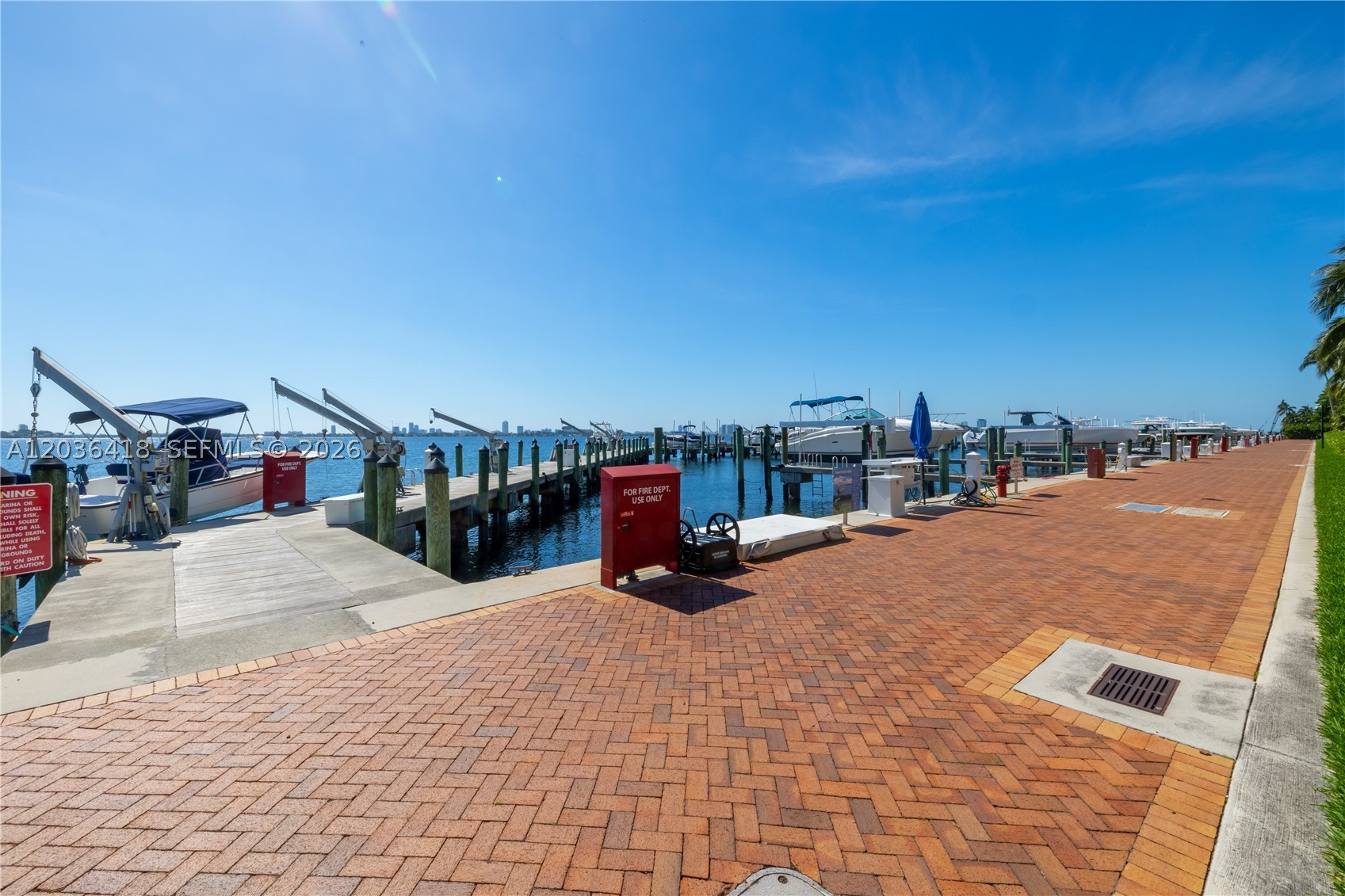 TOWERS OF QUAYSIDE CONDO - Residential Lease