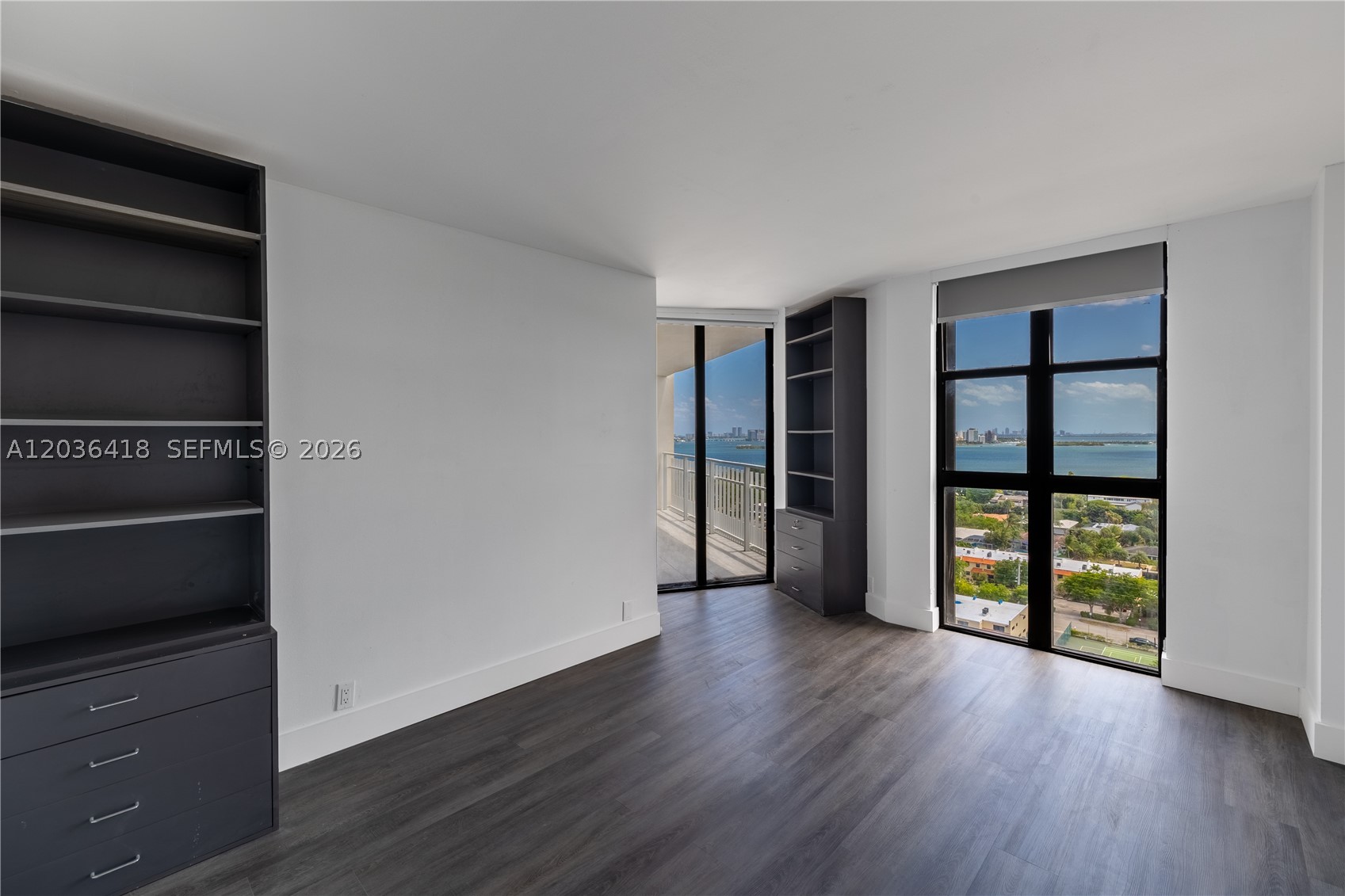TOWERS OF QUAYSIDE CONDO - Residential Lease