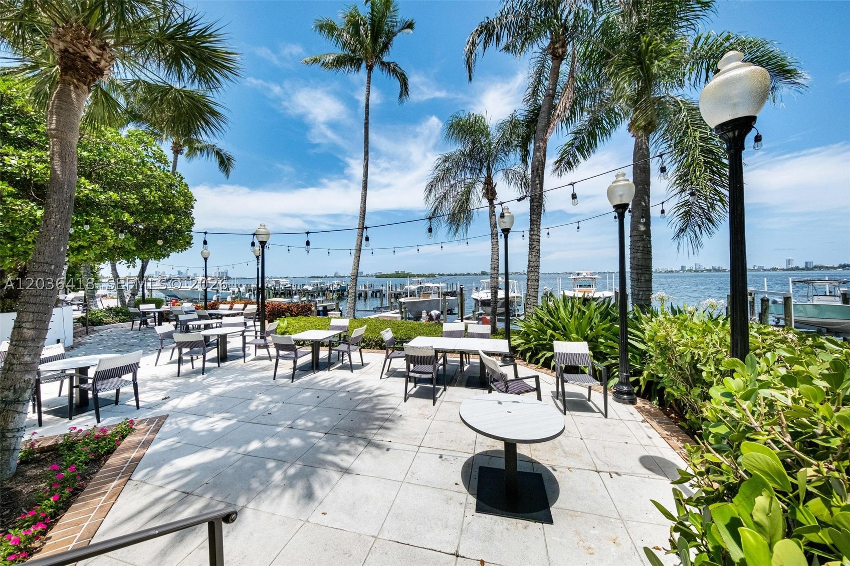 TOWERS OF QUAYSIDE CONDO - Residential Lease