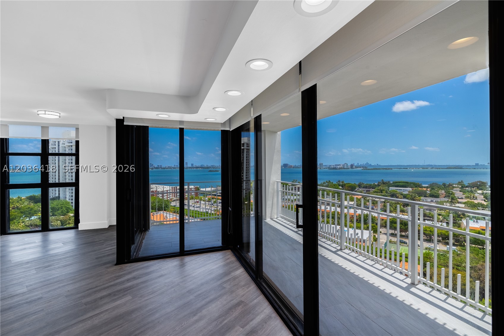 TOWERS OF QUAYSIDE CONDO - Residential Lease
