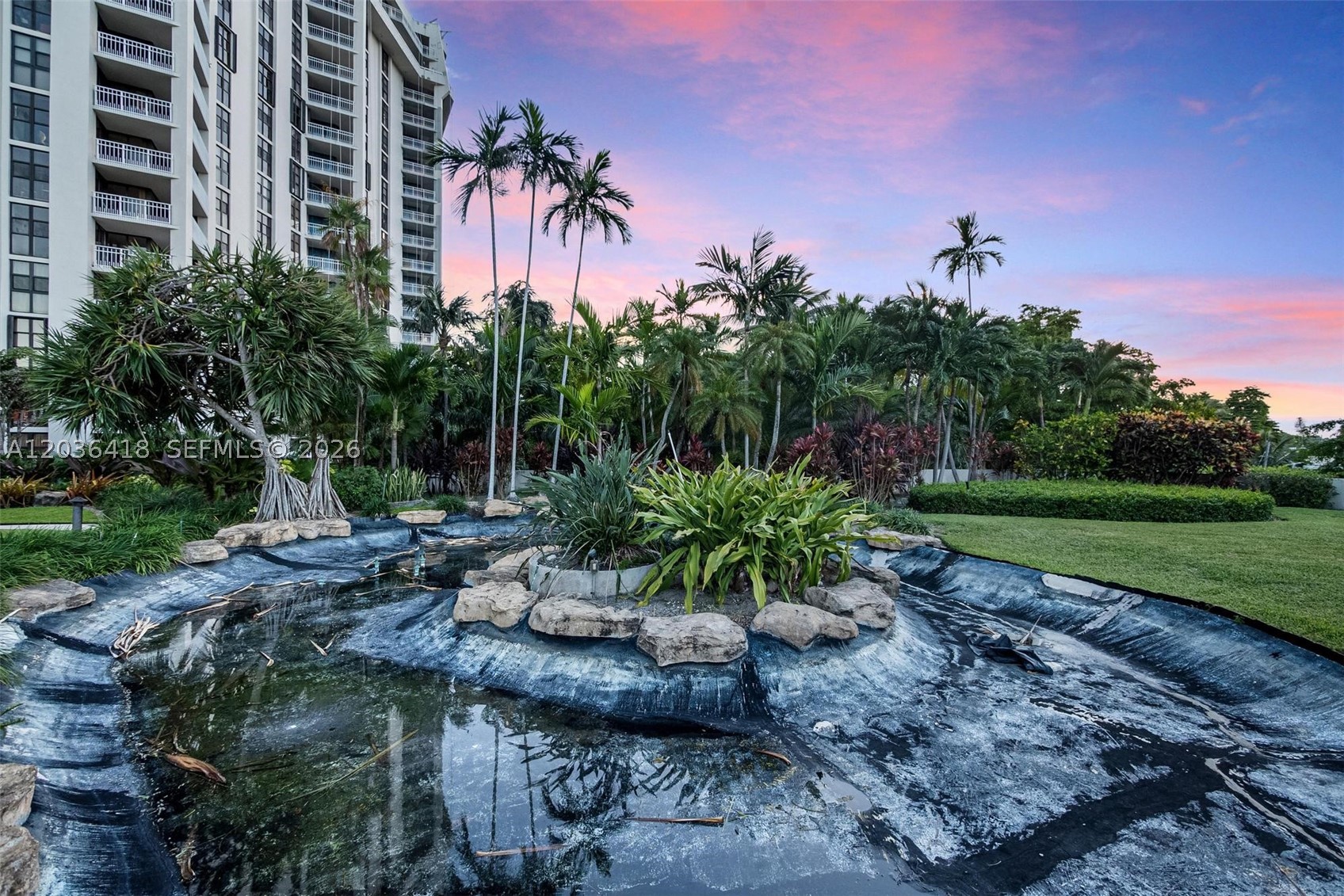 TOWERS OF QUAYSIDE CONDO - Residential Lease