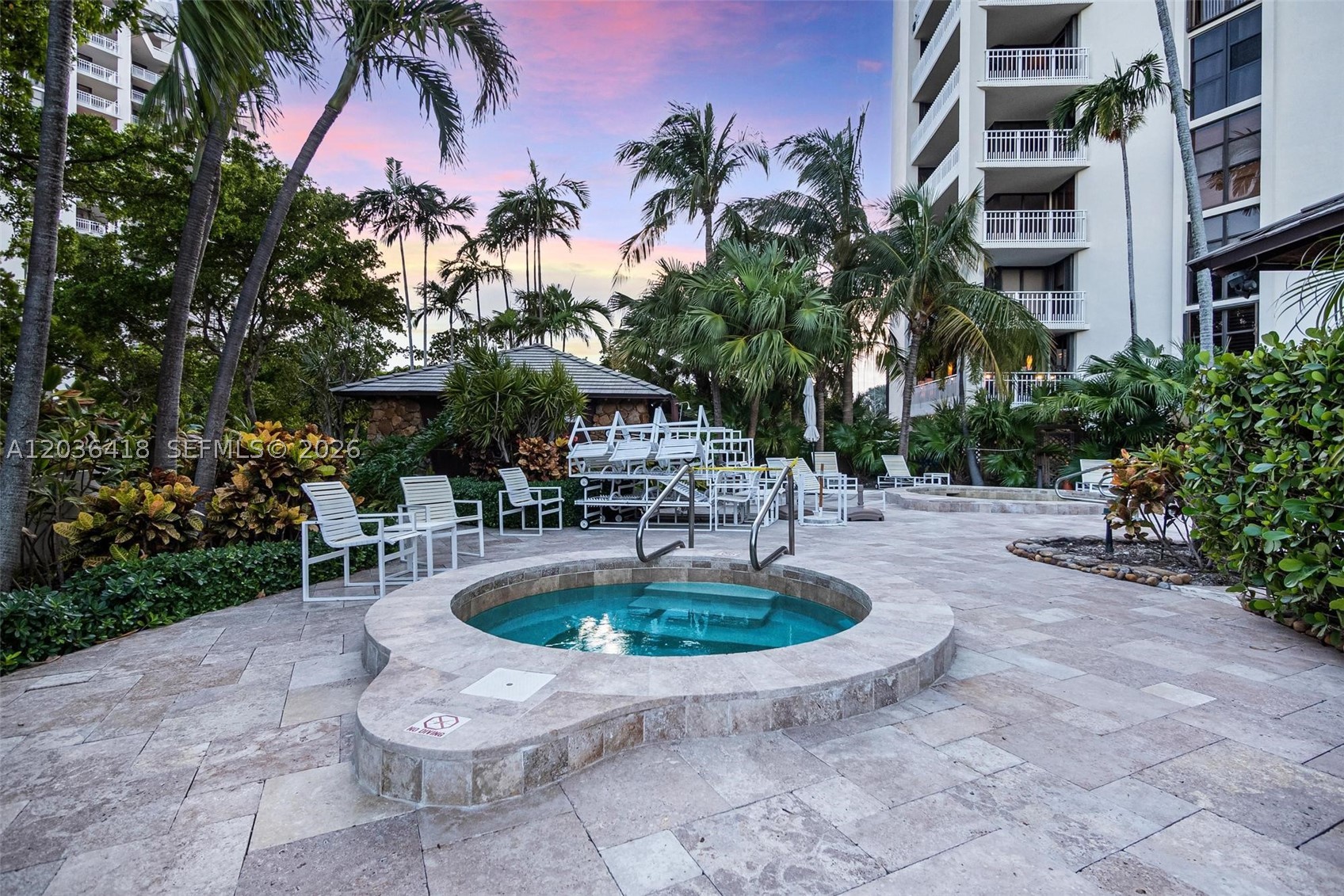 TOWERS OF QUAYSIDE CONDO - Residential Lease