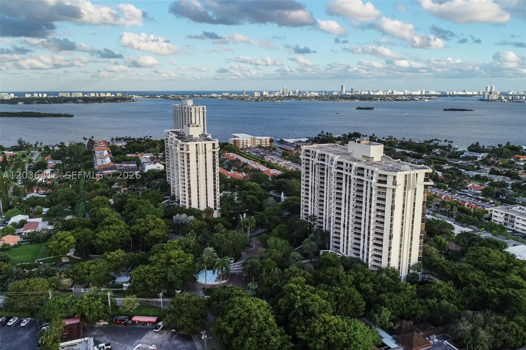 TOWERS OF QUAYSIDE CONDO - Residential Lease