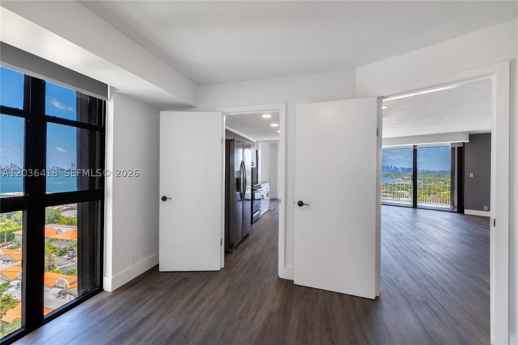 TOWERS OF QUAYSIDE CONDO - Residential Lease