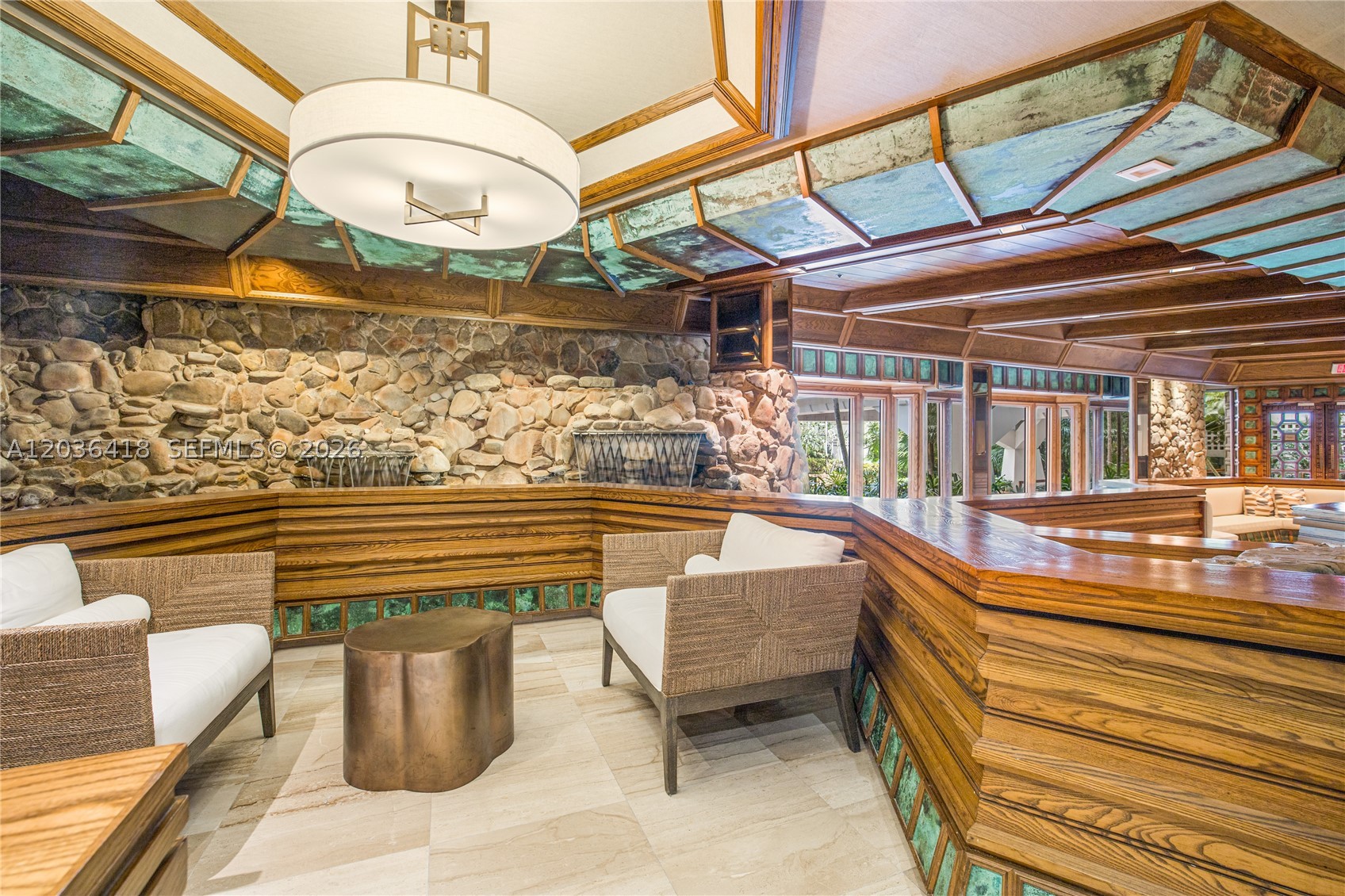 TOWERS OF QUAYSIDE CONDO - Residential Lease