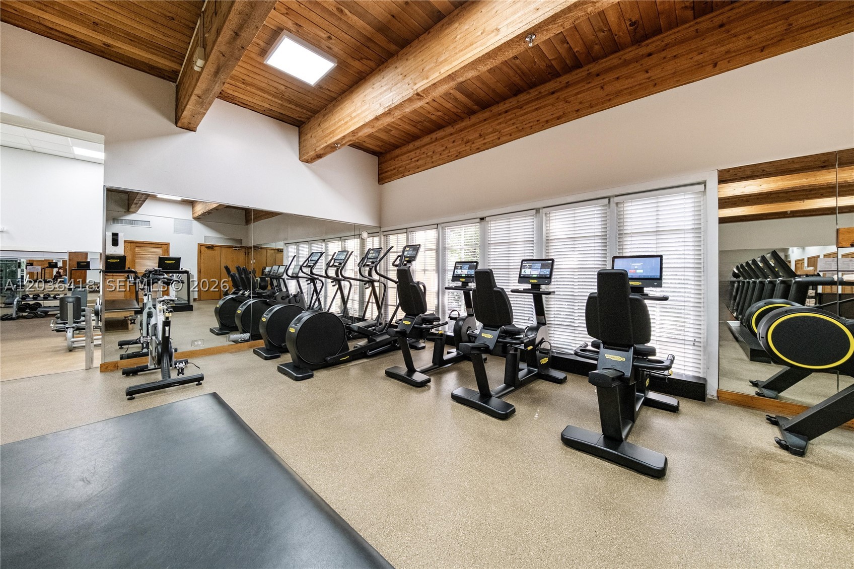 TOWERS OF QUAYSIDE CONDO - Residential Lease