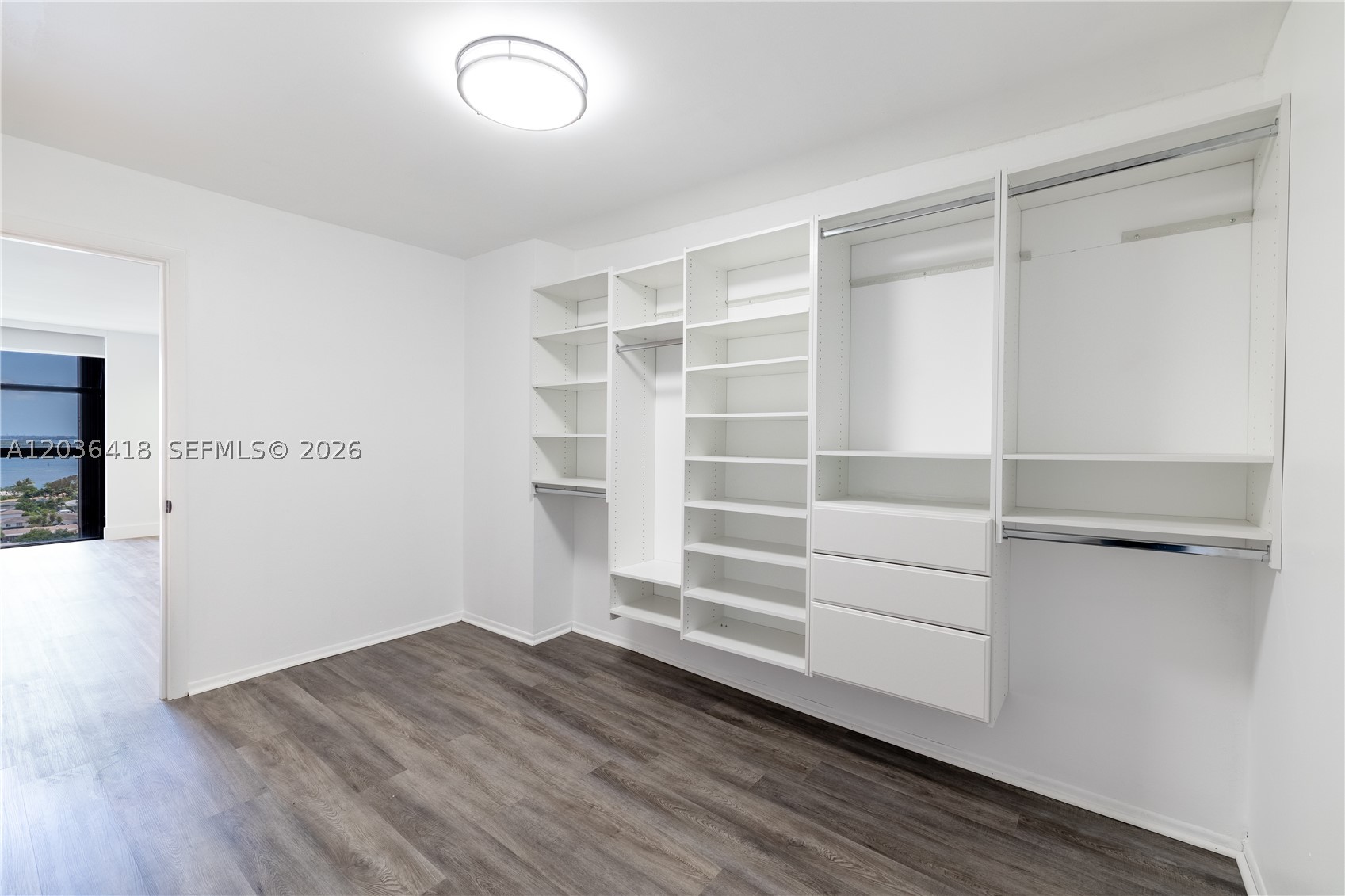 TOWERS OF QUAYSIDE CONDO - Residential Lease