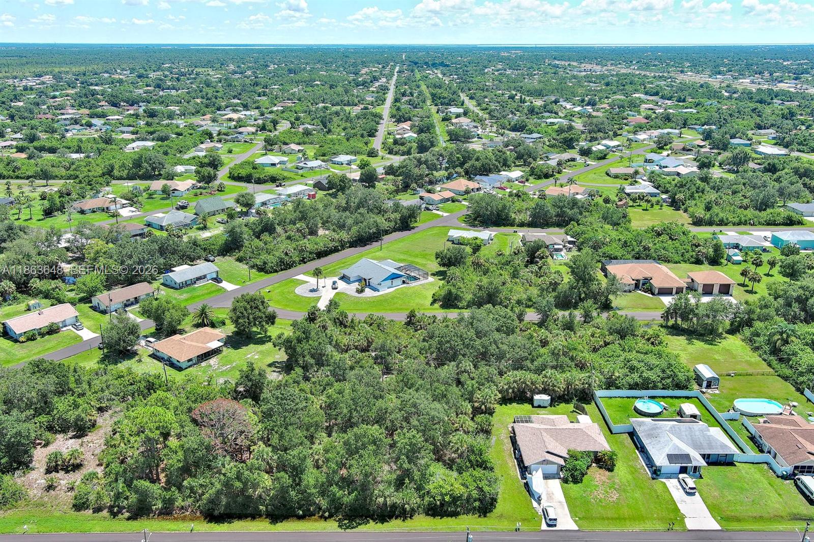 PORT CHARLOTTE - Land