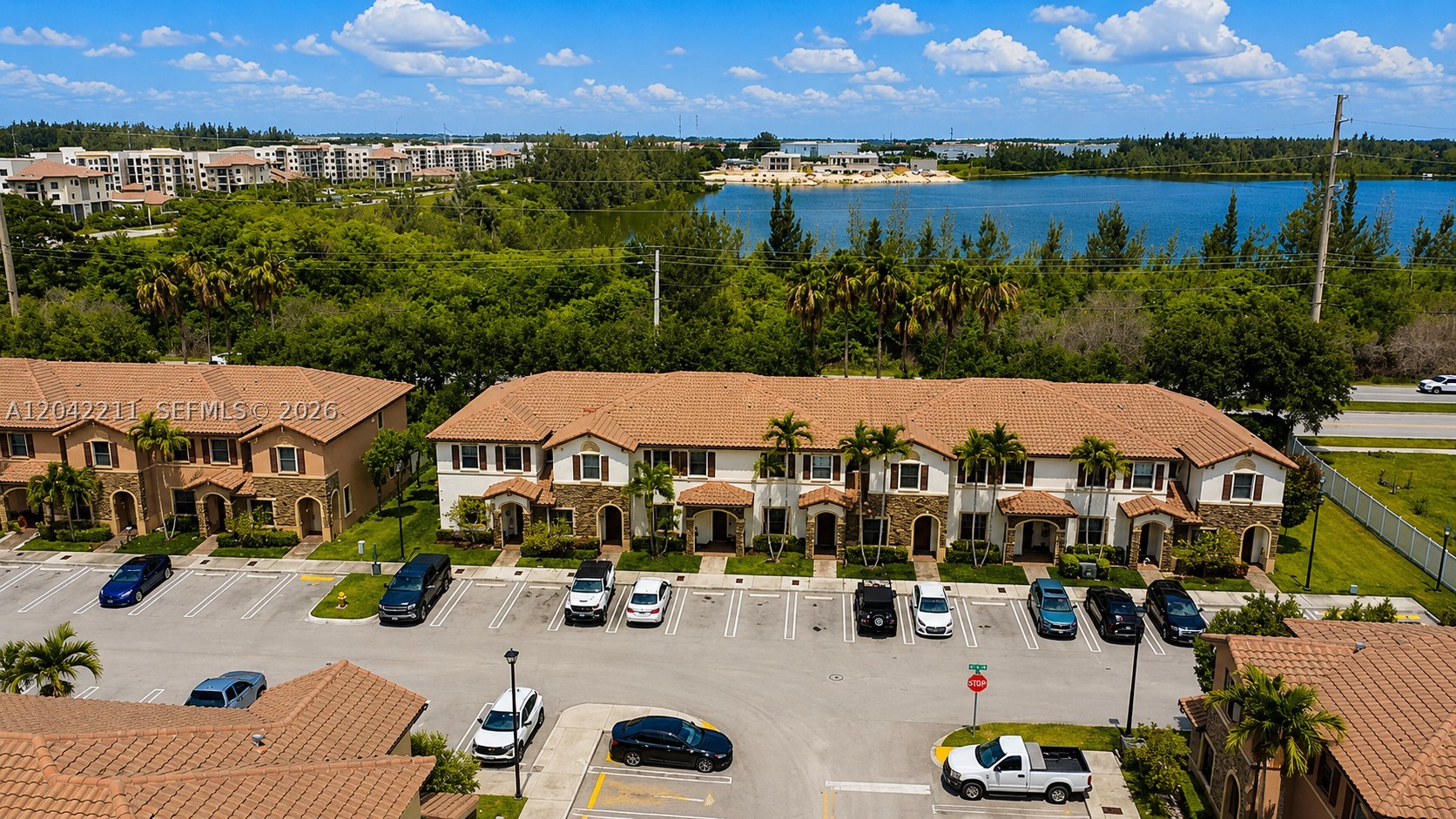 BELLAGIO VILLAS - Residential