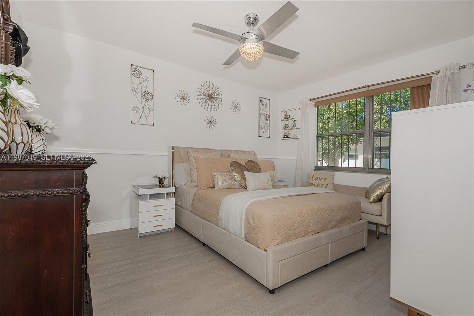HERITAGE HOMES - Residential