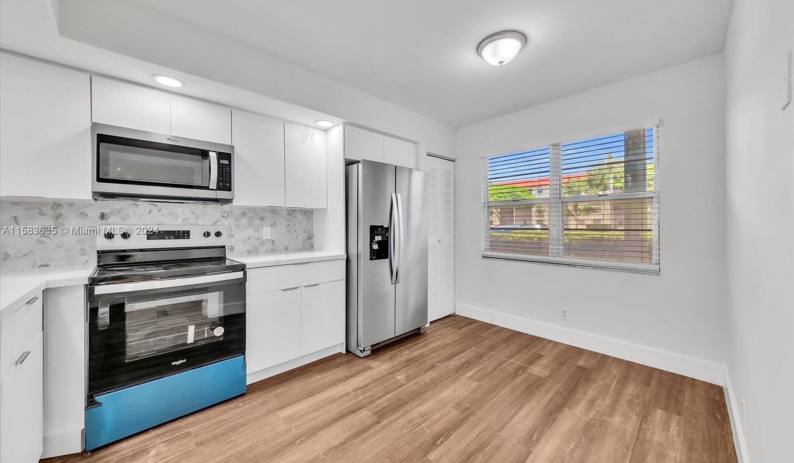 HAWTHORNE AT CENTURY VILL - Residential