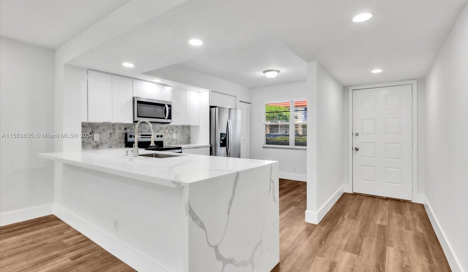 HAWTHORNE AT CENTURY VILL - Residential