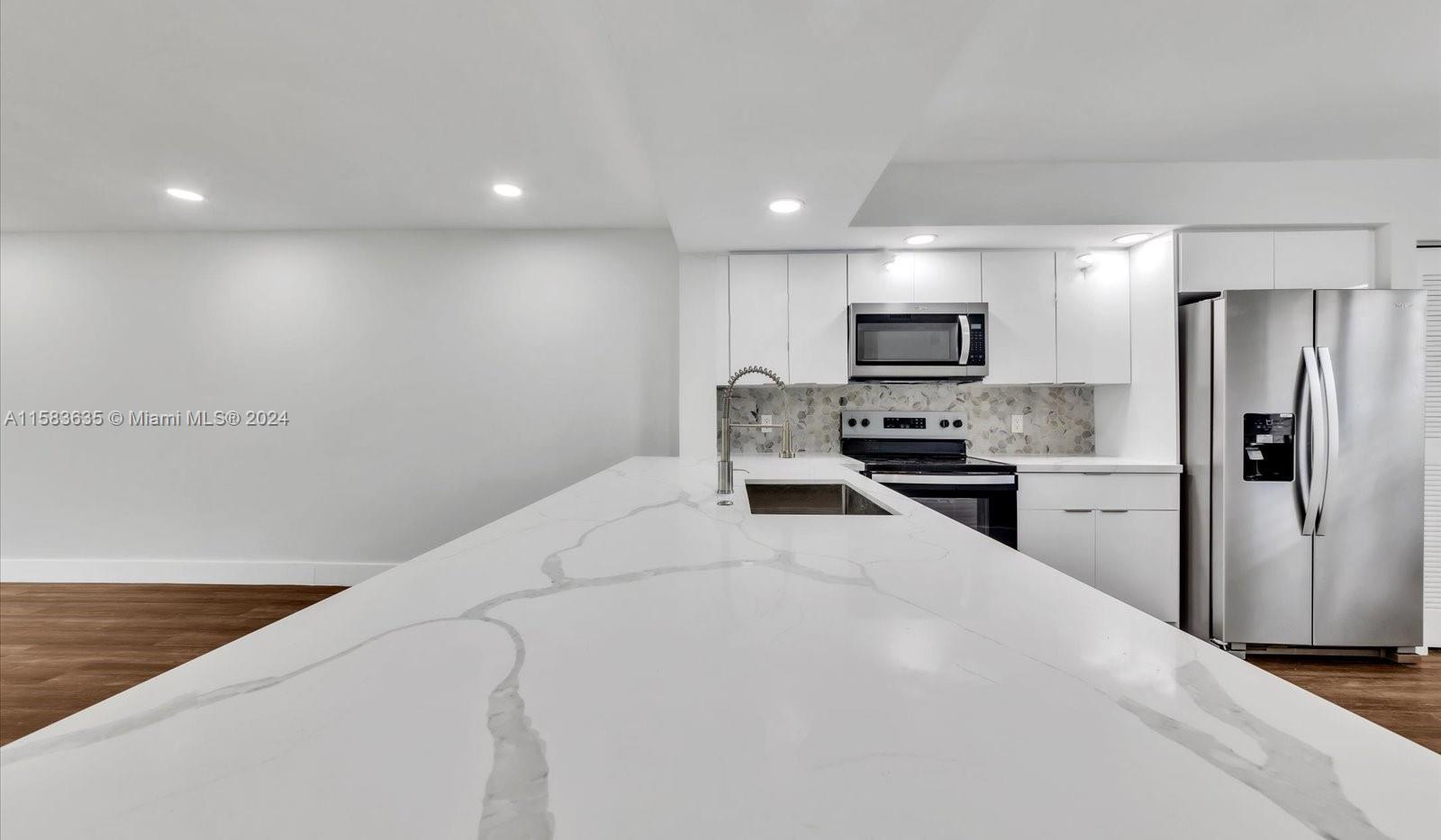 HAWTHORNE AT CENTURY VILL - Residential