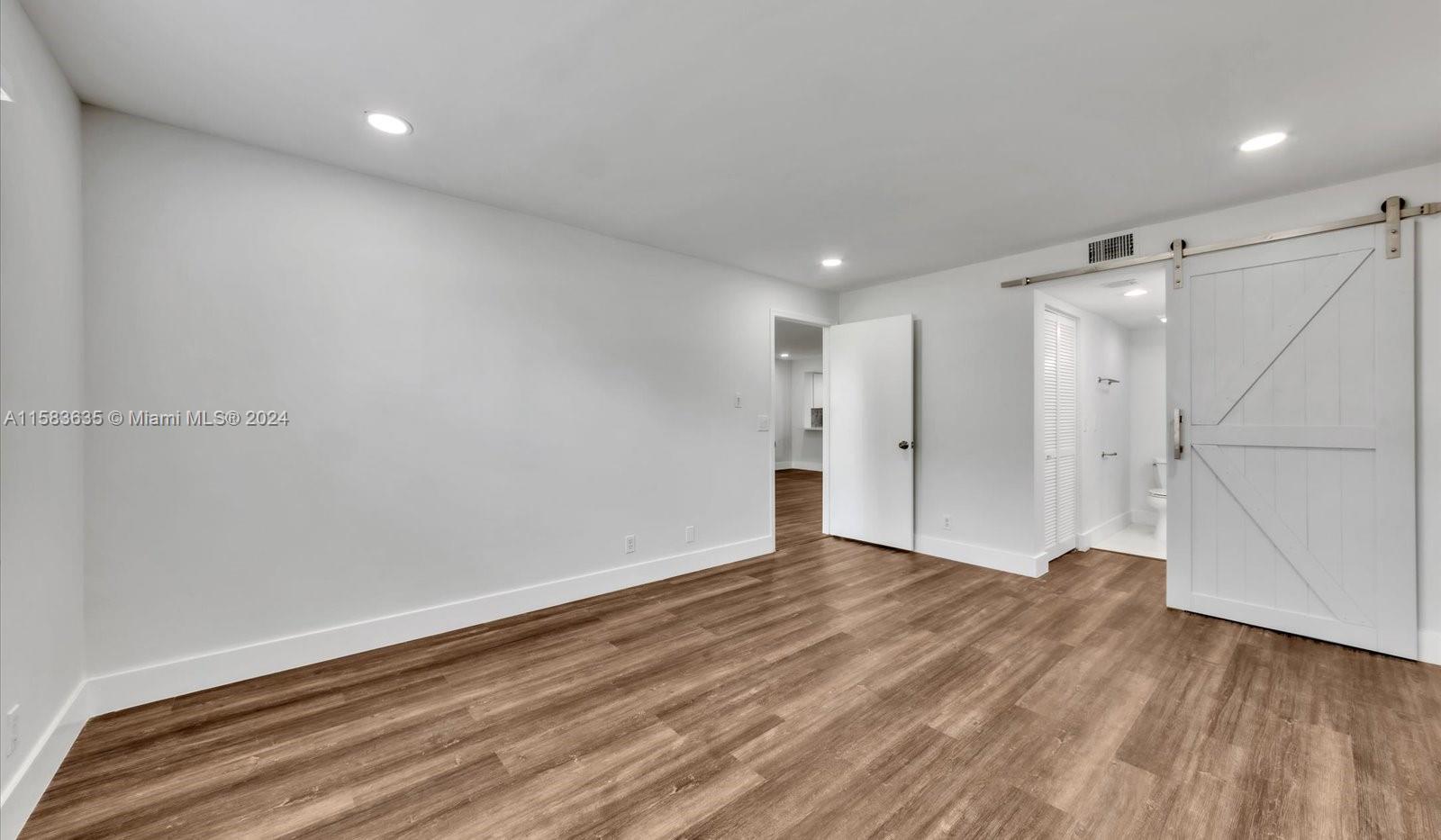 HAWTHORNE AT CENTURY VILL - Residential