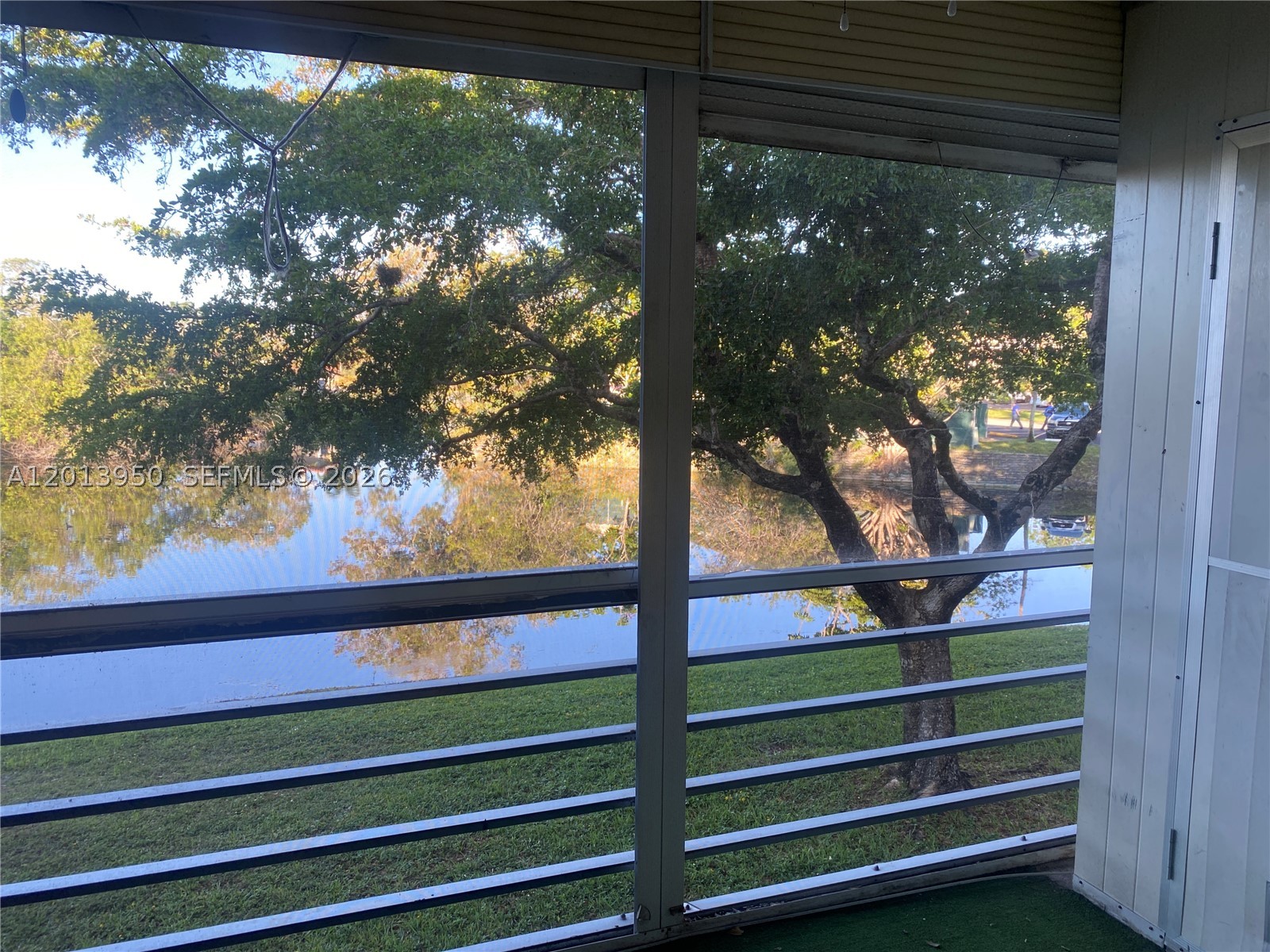 Priced below market!  Owner wants to sell! 
Ready to make a great deal and buy a 2 bedroom unit, and make it your own? This is a perfect place to fix up and live in it. It has a really serene view to a canal with mature plants for just the right amount of shade. Sunrise Lakes is a 55+ golf community with an indoor and outdoor swimming pool and activities galore! Come make your dreams come true in Sunrise Lakes today! To qualify for the Association, you must have at least $3,250 NET income per month and a credit score of 670 or more. There are NO RENTALS allowed.