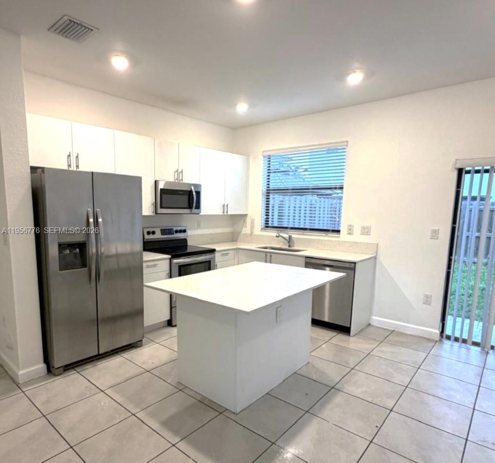 SILVER PALM RESIDENTIAL H - Residential