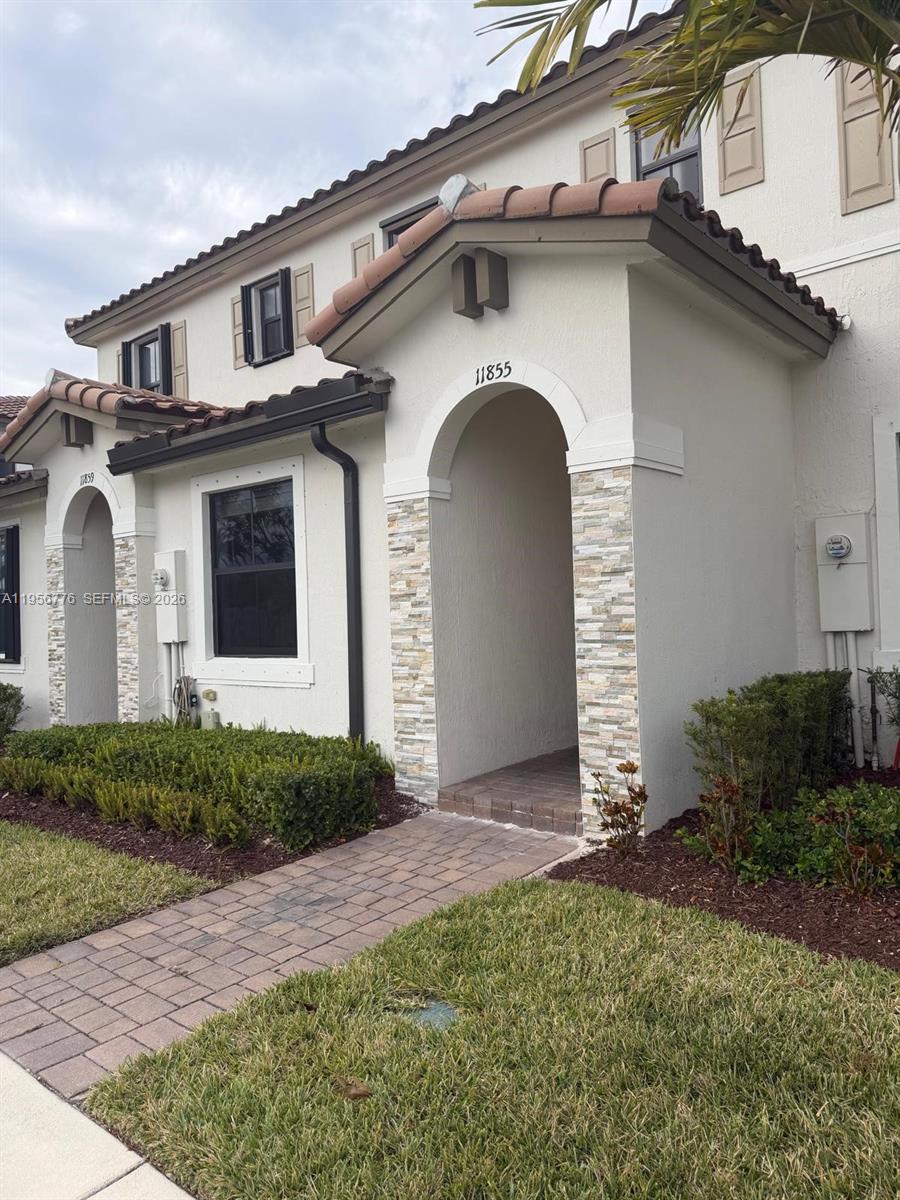 SILVER PALM RESIDENTIAL H - Residential