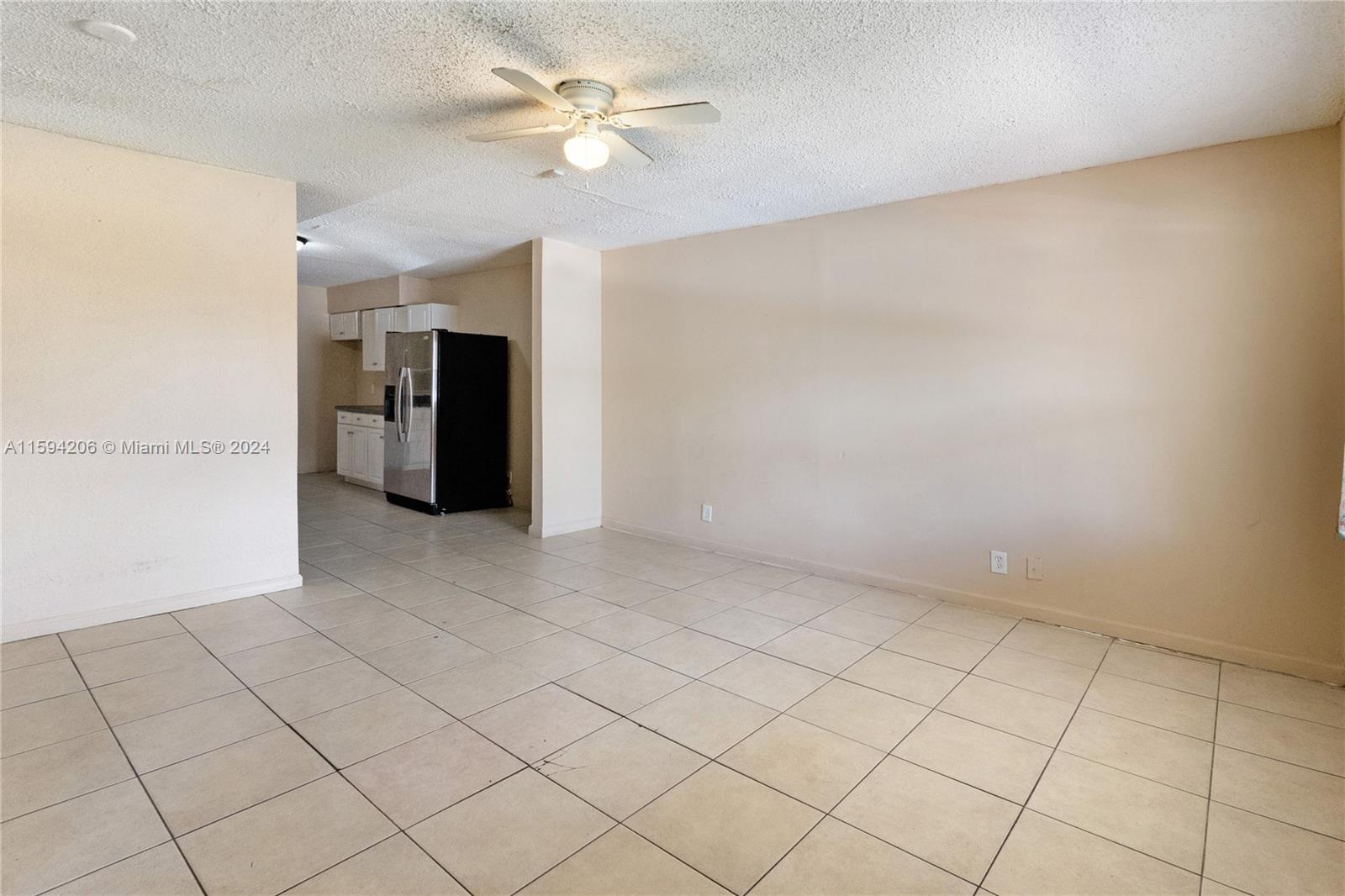 FT LAUDERDALE ESTATES - Residential