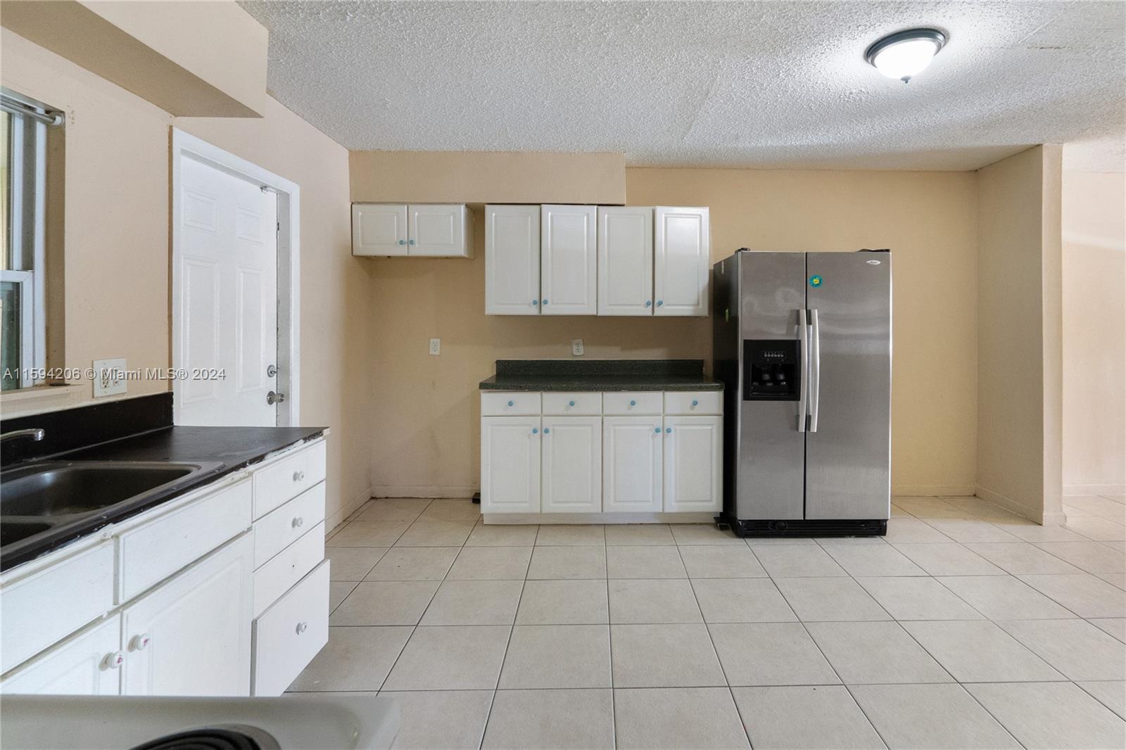 FT LAUDERDALE ESTATES - Residential