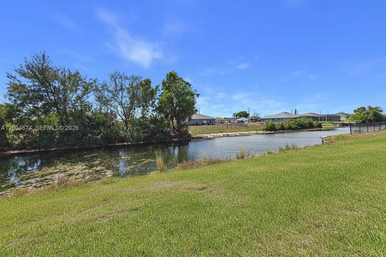 CAPE CORAL - Residential Income