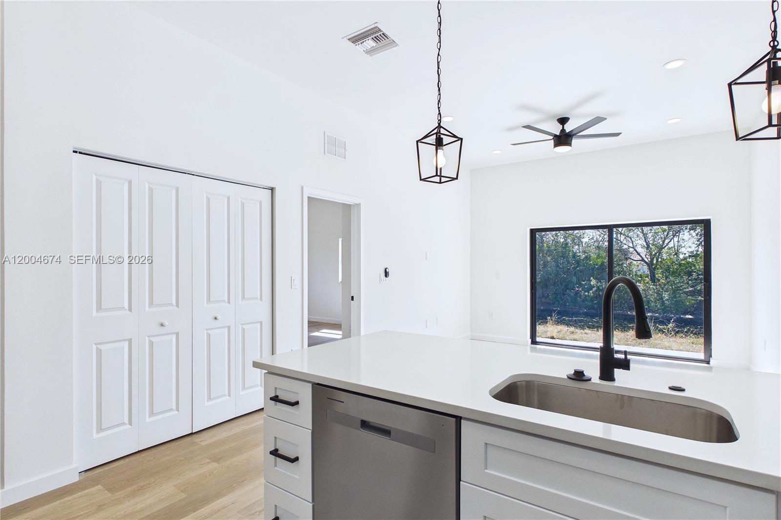 CAPE CORAL - Residential Income
