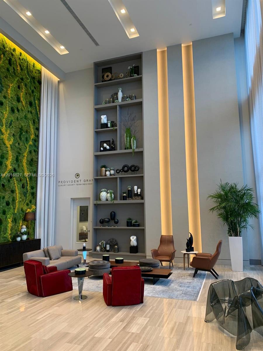 5350 PARK CONDO - Residential Lease
