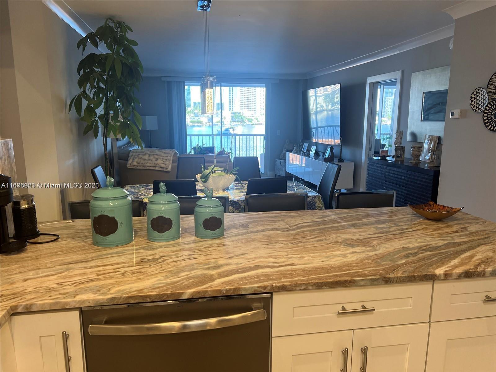 PARADISE TOWERS CO-OP - Residential Lease