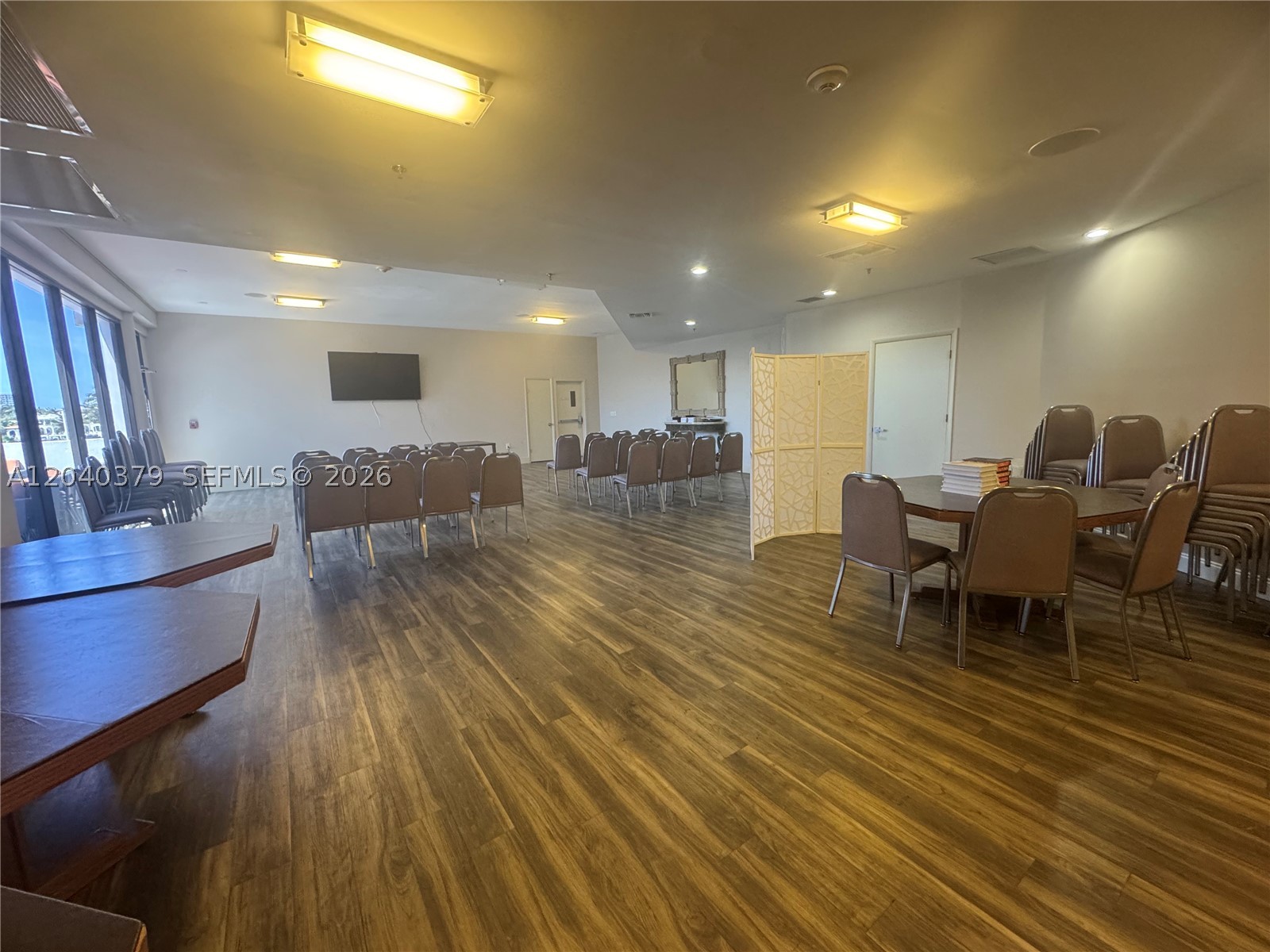 WATERVIEW CONDO - Residential