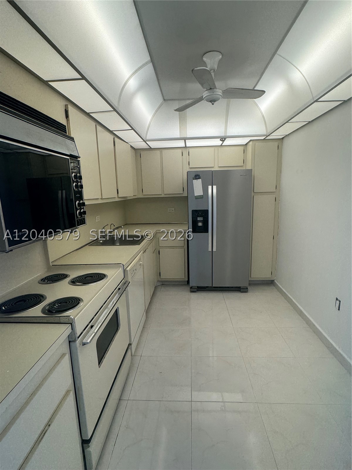WATERVIEW CONDO - Residential