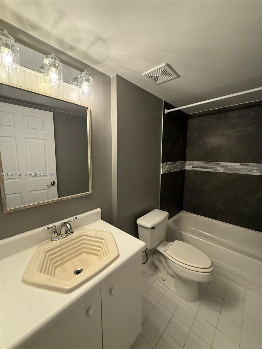 CLUB CARIBE CONDO - Residential